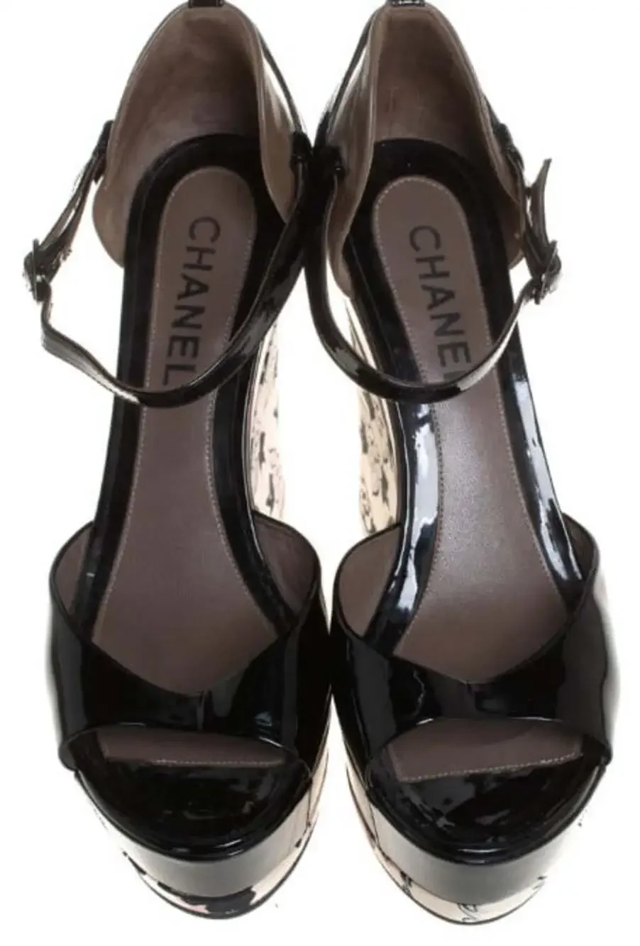 Chanel Black/Grey Patent And Leather Wedge Sandals Side 39.5